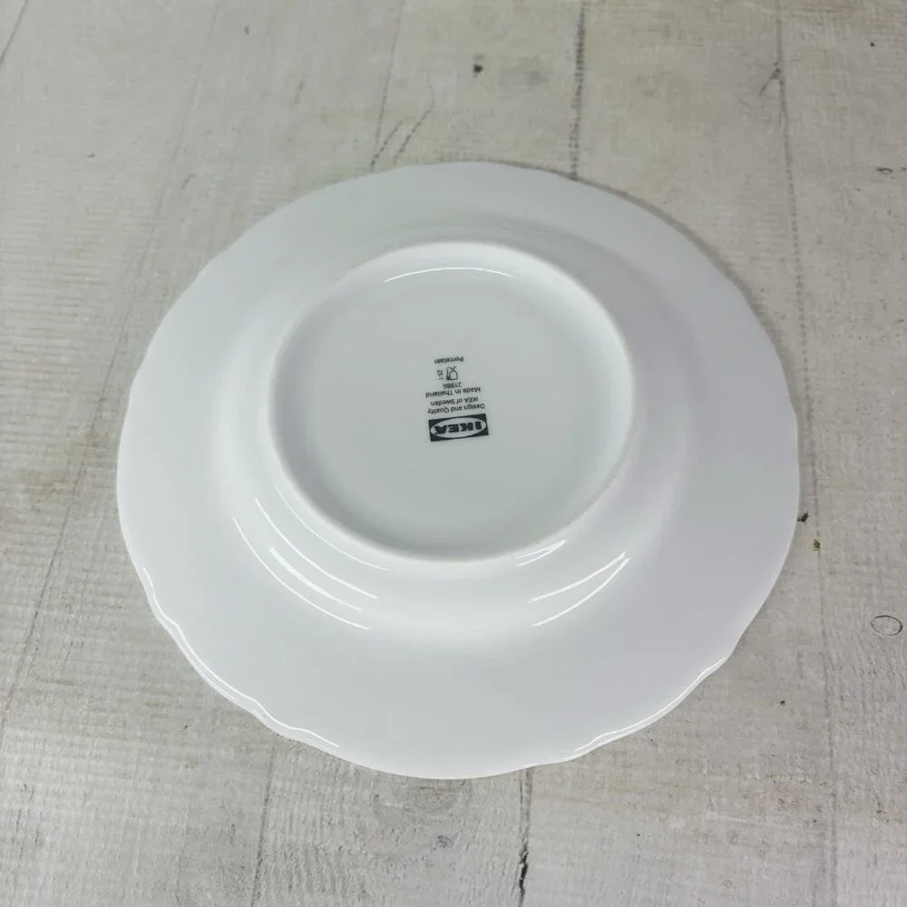 Ikea of Sweden UPPLAGA 21986 White Scalloped Porcelain Lunch Salad Plates Set 4